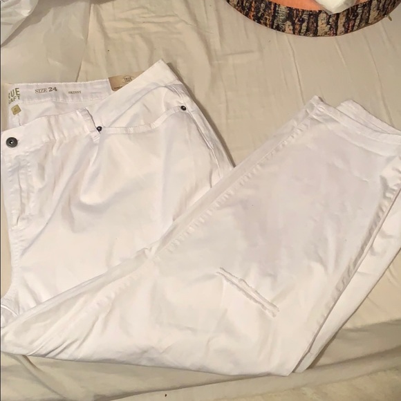 White Distressed Jeans - Picture 1 of 4